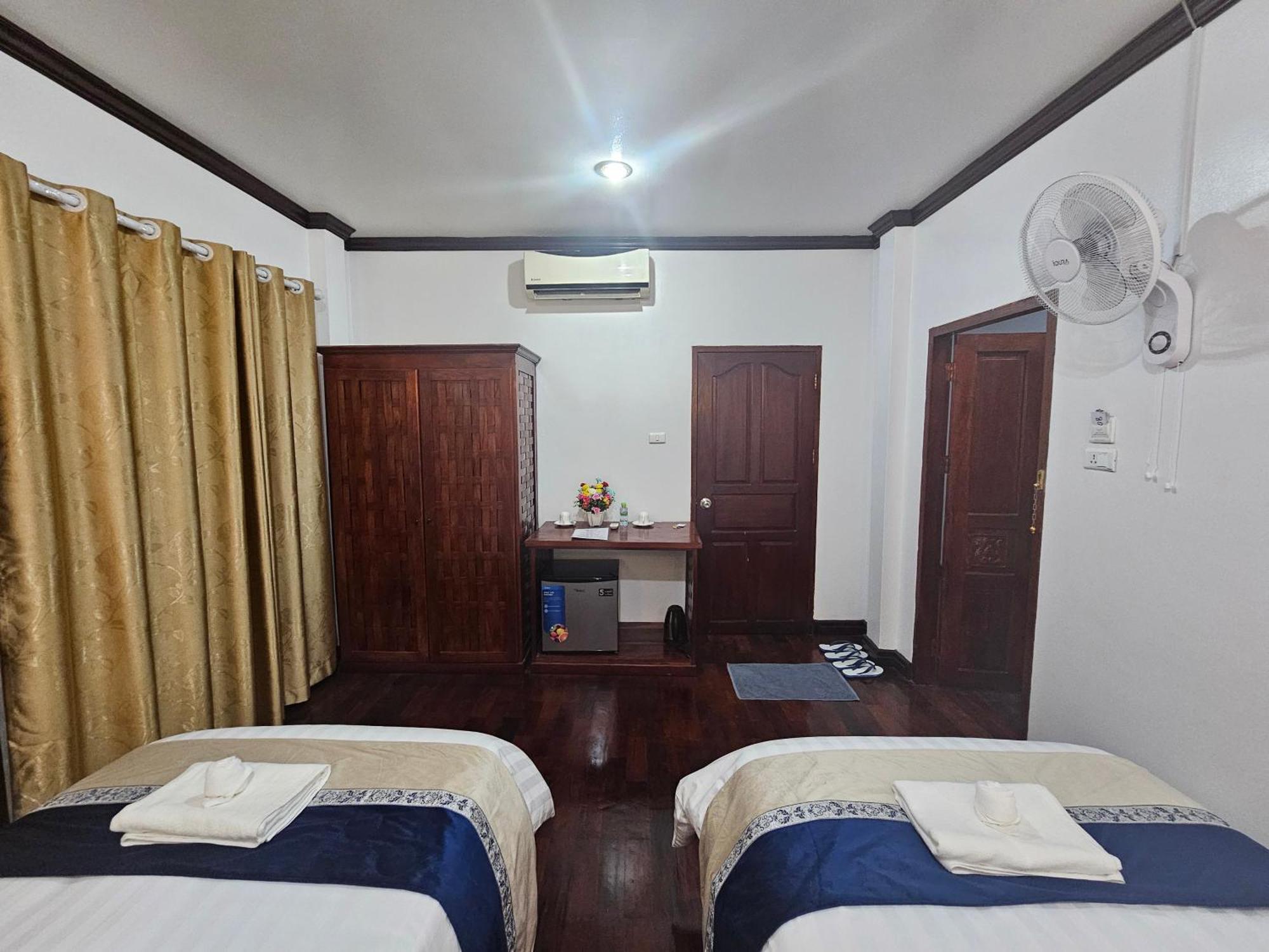 Win Hotel Vang Vieng Exterior photo