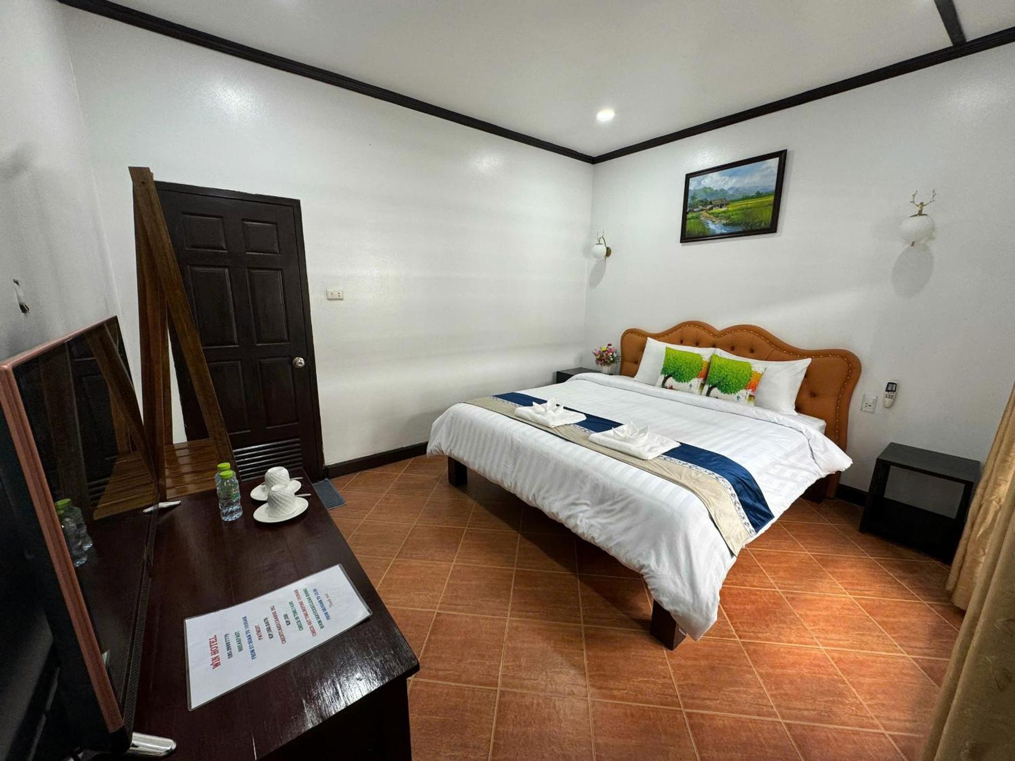 Win Hotel Vang Vieng Room photo