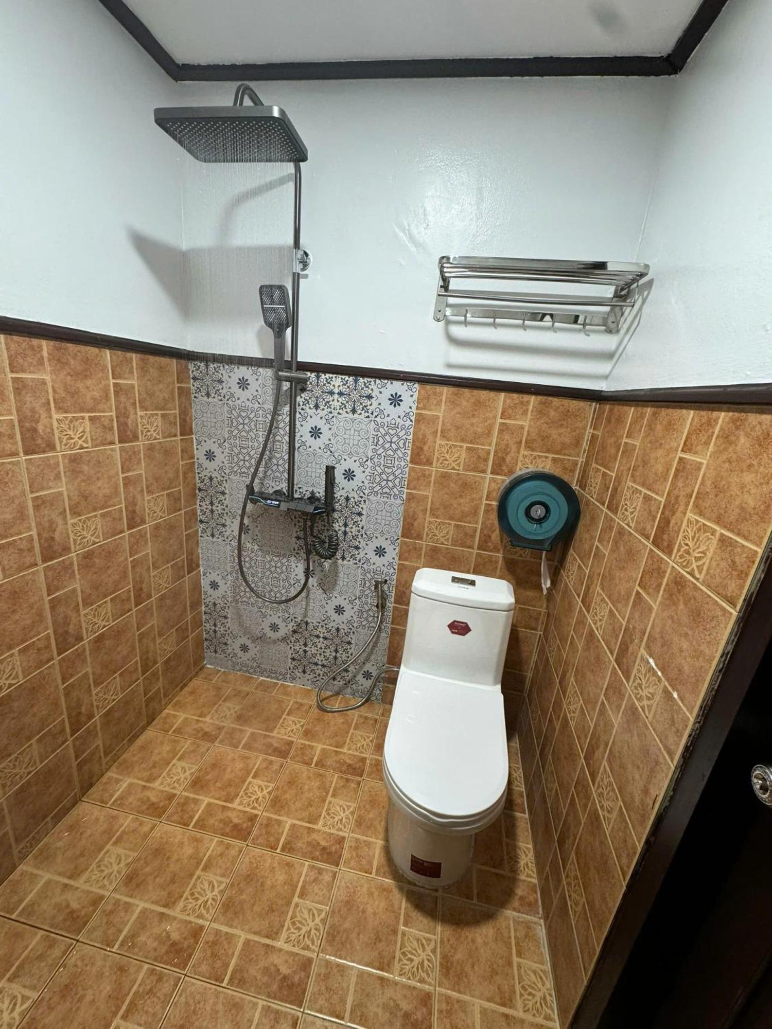 Win Hotel Vang Vieng Exterior photo