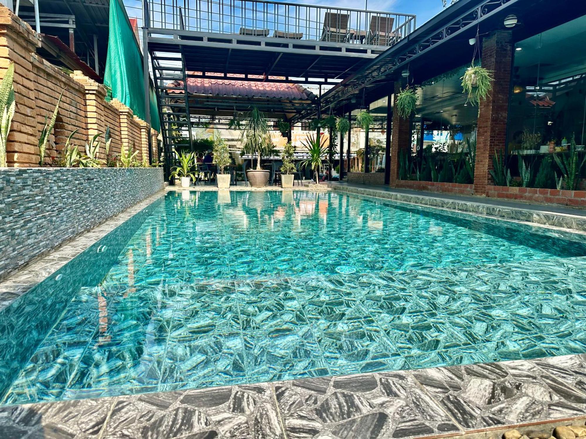 Win Hotel Vang Vieng Exterior photo